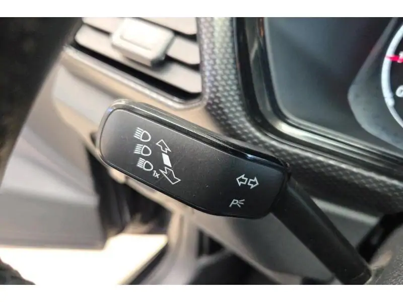 Occasion Volkswagen T-Cross Limited BLACK 22