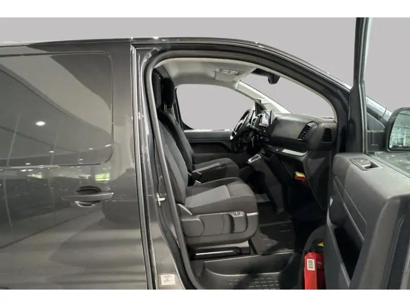 VEHICLE__CONDITION_SERVICE Peugeot e-Expert XL 75 KWH 136CH GREY 8