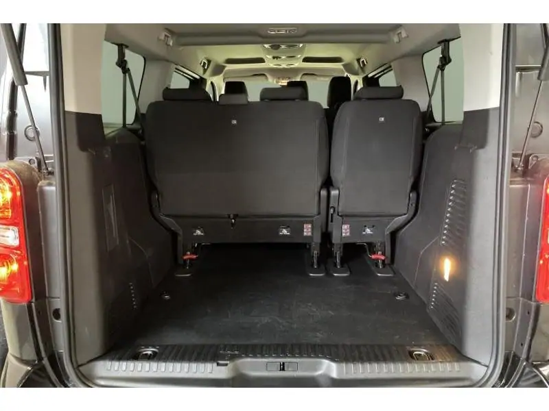 Occasion Opel Zafira Life SELECTION LWB XL 2.0 TURBO D BLACK 19