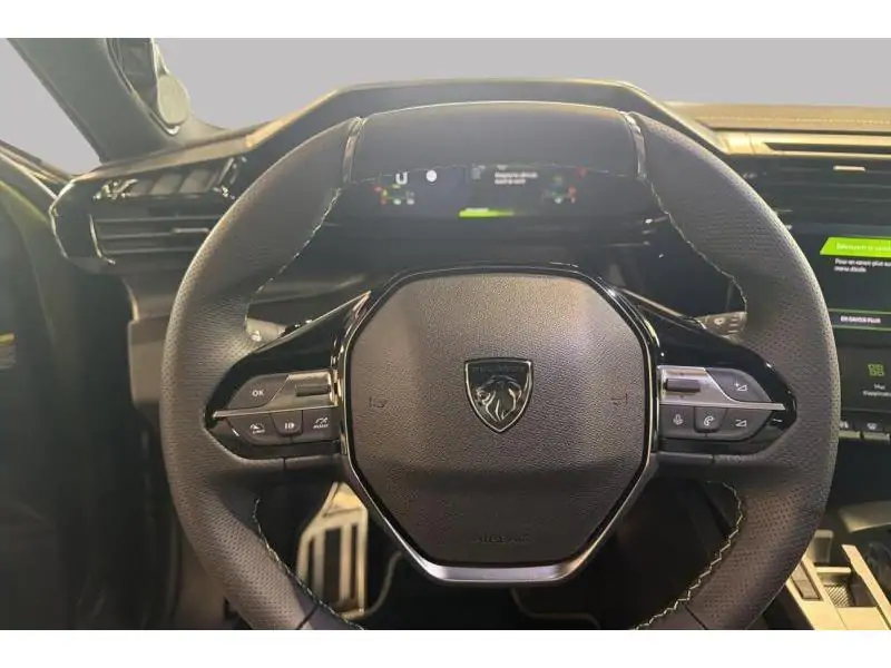 Démo Peugeot 408 GT EXCLUSIVE GREEN 12