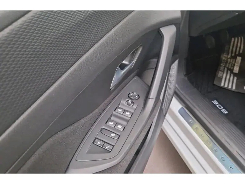 Occasion Peugeot 308 SW STYLE WHITE 19