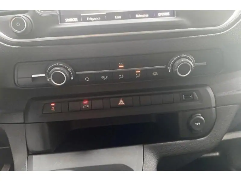 Démo Opel Vivaro L2 2.0 Turbo D 145 MT6 WHITE 15