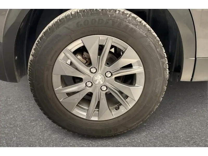 Occasion Peugeot 2008 Active Pack* GPS Détecteurs arr. GREY 23