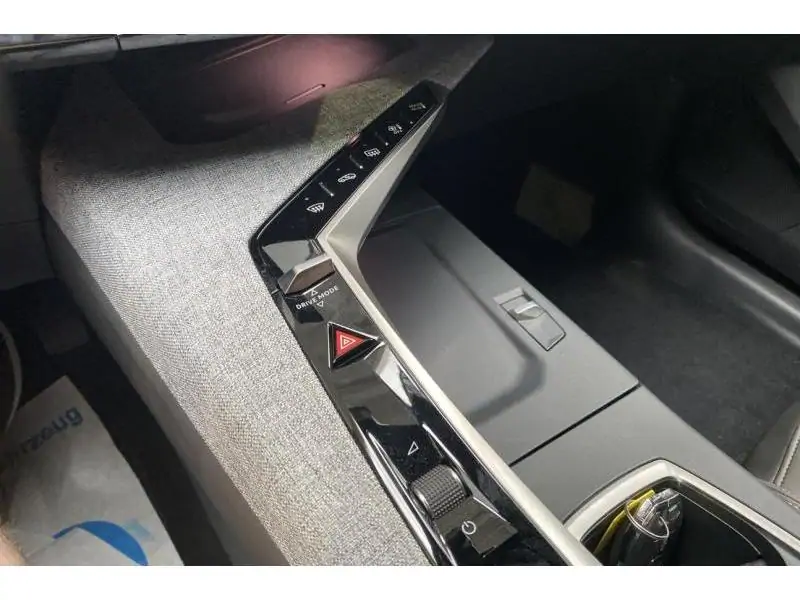 Occasion Peugeot 3008 Allure - HYBRID 145 PK GREY 33