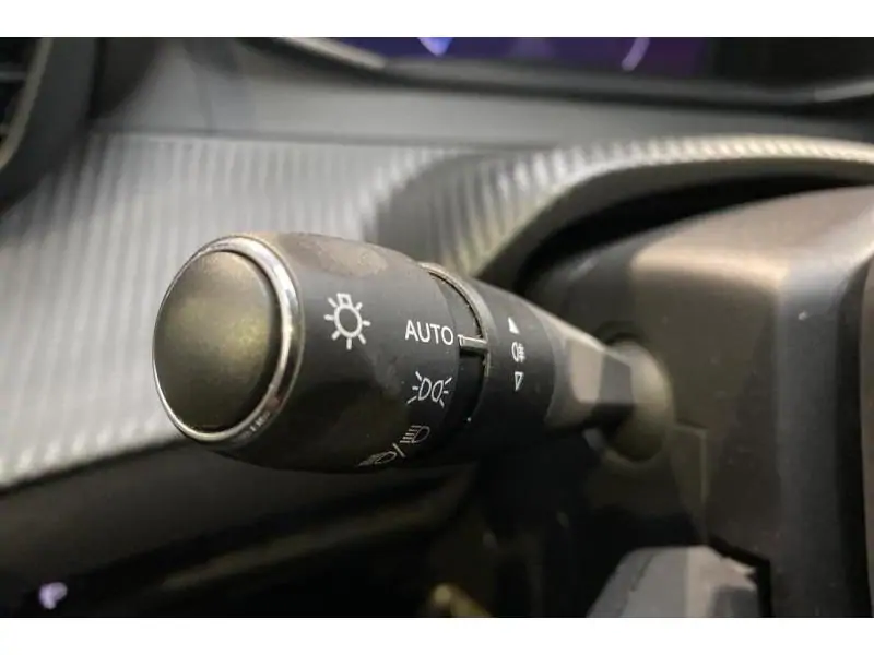 Occasion Peugeot 208 Allure GREY 23