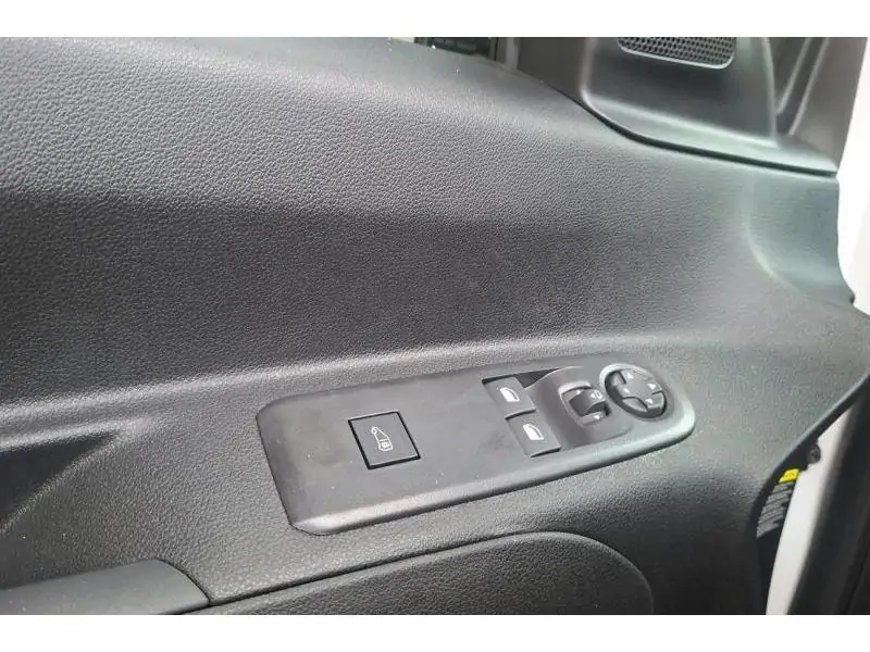 VEHICLE__CONDITION_SERVICE Peugeot Partner III Premium WHITE 17