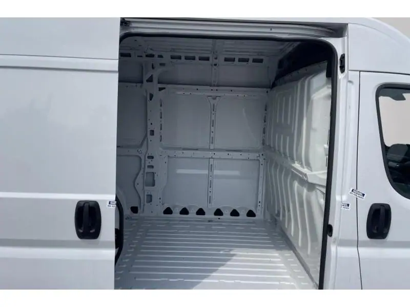 Demo Fiat Ducato 335 L2H2 140 WHITE 16