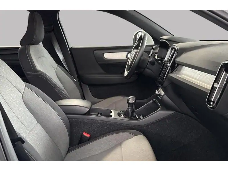 Occasion Volvo XC40 T2 WHITE 8
