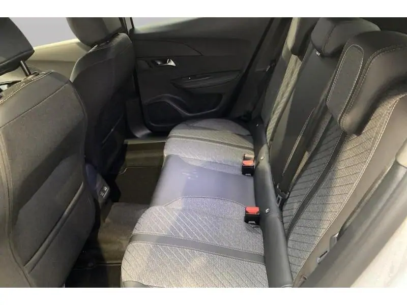 VEHICLE__CONDITION_SERVICE Peugeot 2008 ALLURE*DISPO 05/26 WHITE 18