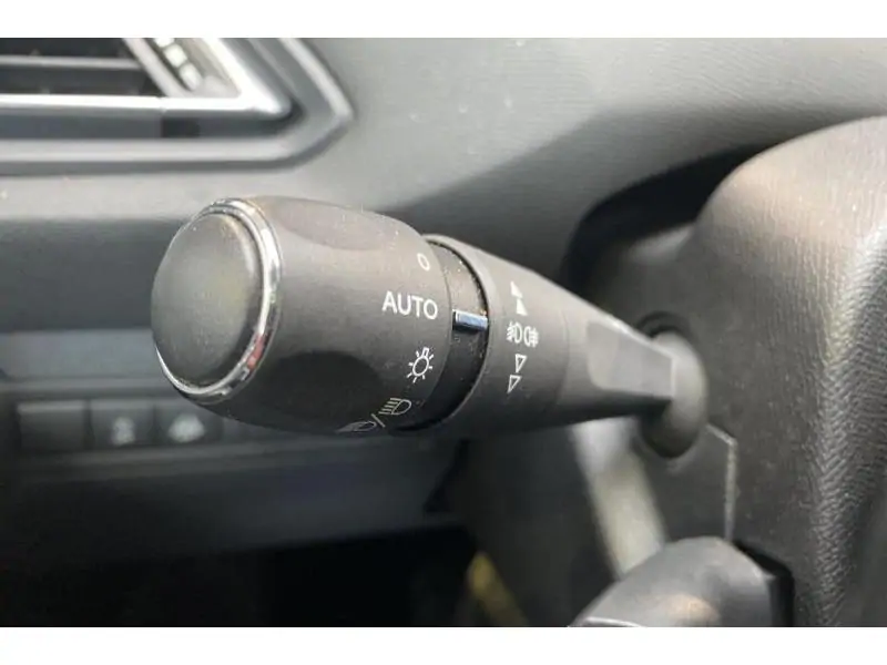 Occasie Peugeot 308 Allure *Cuir-GPS-boite auto* GREY 23