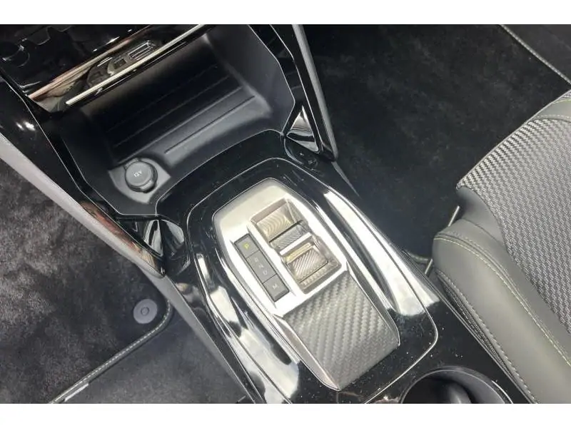 VEHICLE__CONDITION_SERVICE Peugeot 208 GT WHITE 16