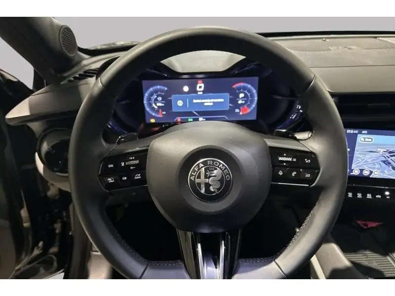 VEHICLE__CONDITION_SERVICE Alfa Romeo Junior Ibrida Hybrid 145 BLACK 12