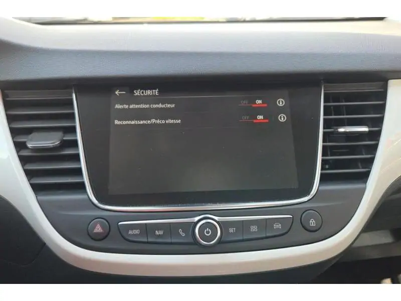 Occasion Opel Crossland X Berline MANUAL BLUE 28