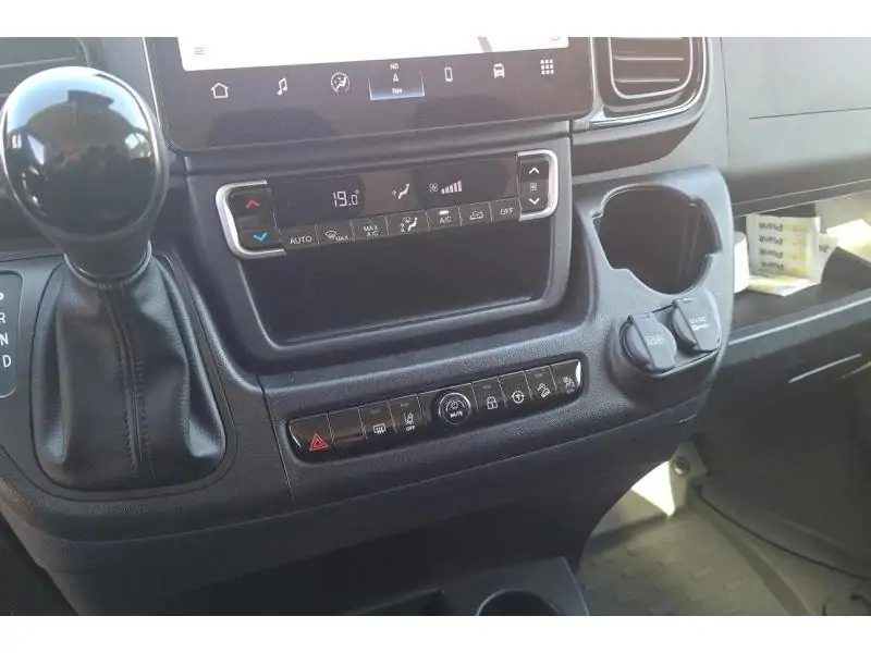 VEHICLE__CONDITION_SERVICE Peugeot Boxer L3H2 automatique WHITE 15