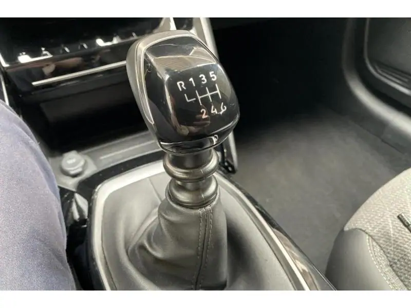 Occasion Peugeot 208 Allure* Certificat Check+ incl.* MirrorLink RED 16