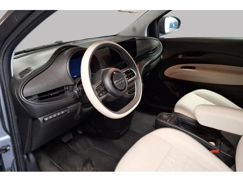 VEHICLE__CONDITION_SERVICE Fiat 500e Cabrio La Prima GREY 7