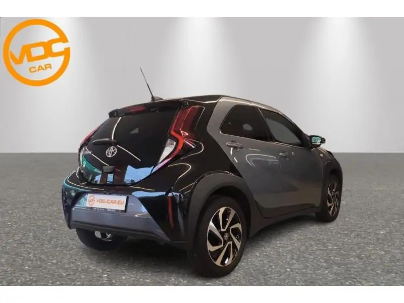 Occasion Toyota Aygo X GREY 3
