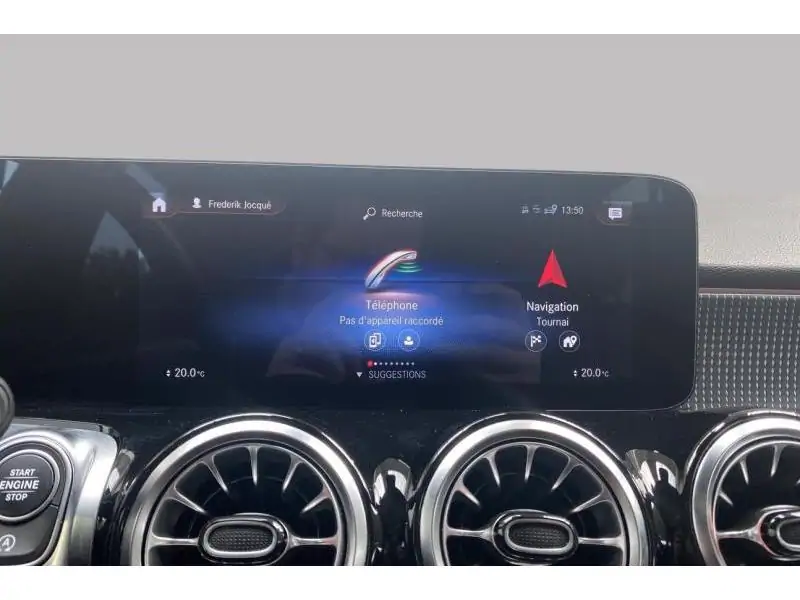 Occasion Mercedes-Benz GLB 200 Pano - Camera - CarPlay BLACK 26