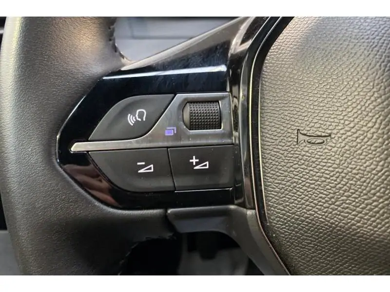 Occasion Peugeot 2008 II Allure RED 21