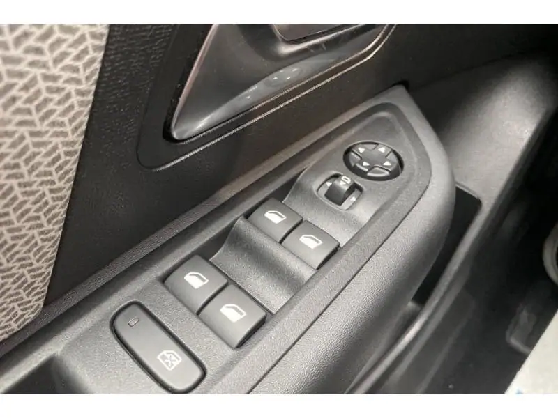 Occasion Citroen C4 SHINE BLACK 17
