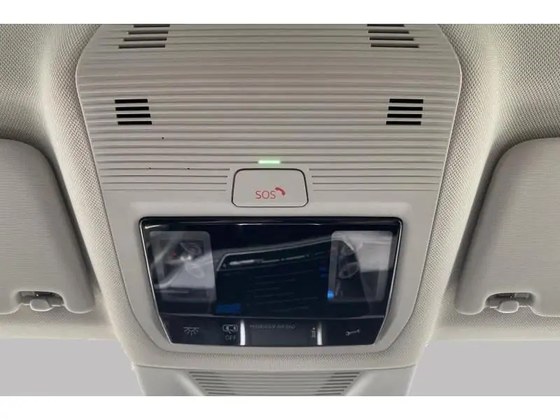 Occasion Volkswagen Passat Variant 1.5 eTSI DSG7 Business Premium GREY 36