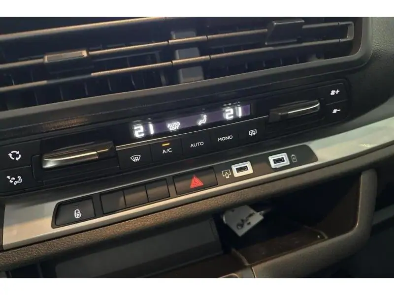 VEHICLE__CONDITION_SERVICE Peugeot Expert Double Cabine XL Diesel 150ch Automatique  1 GREY 15