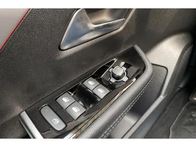 Occasion Opel Astra Ultimate YELLOW 17