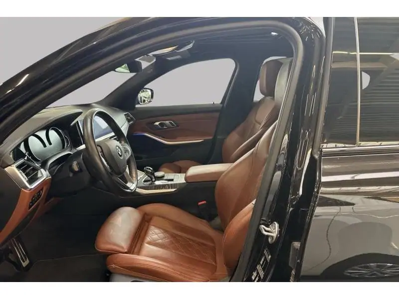 Occasion BMW Serie 3 318 Berline 2.0 AUTO BLACK 10