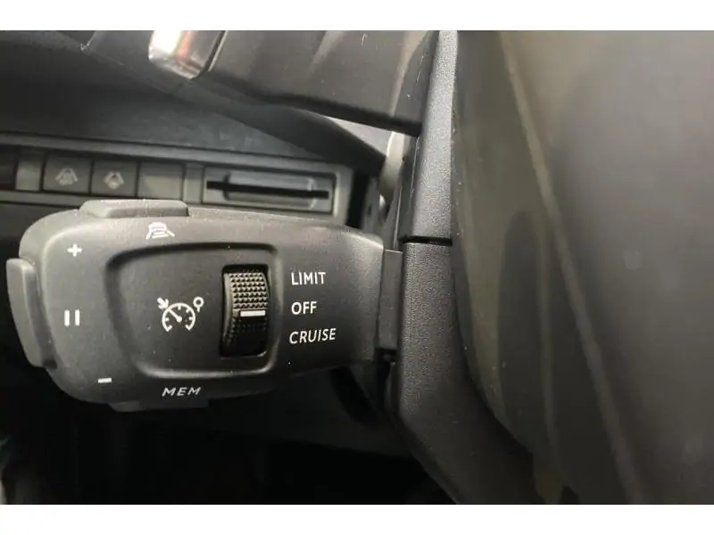 Occasion Peugeot 5008 Allure Pack *park assist* GREY 24