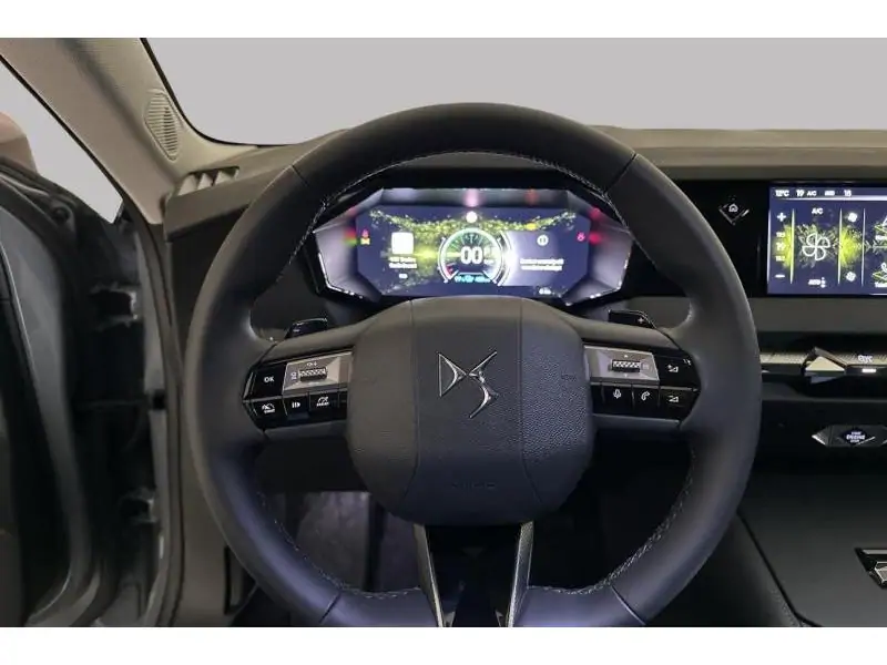 VEHICLE__CONDITION_SERVICE DS Automobiles DS 4 E-TENSE 215 PALLAS GREY 12