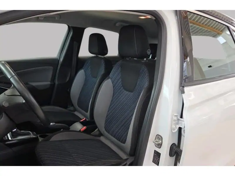 Occasie Opel Crossland 120 WHITE 11