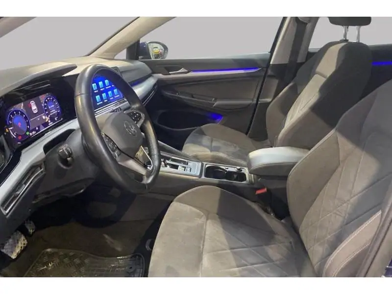 Occasie Volkswagen Golf VIII Life 1.0 eTSI DSG BLUE 10