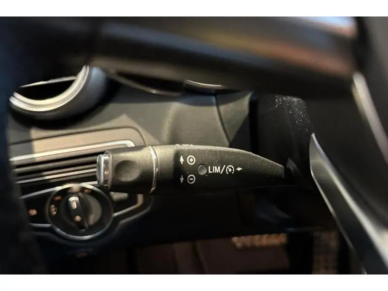 Occasion Mercedes-Benz C 180 AMG Line BLACK 32