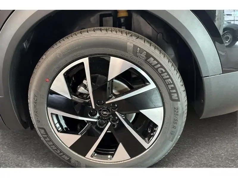 VEHICLE__CONDITION_SERVICE Opel Grandland GS BLACK 20