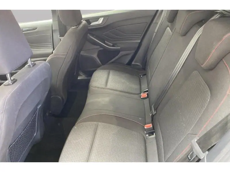 Occasion Ford Focus ST-Line GREY 18