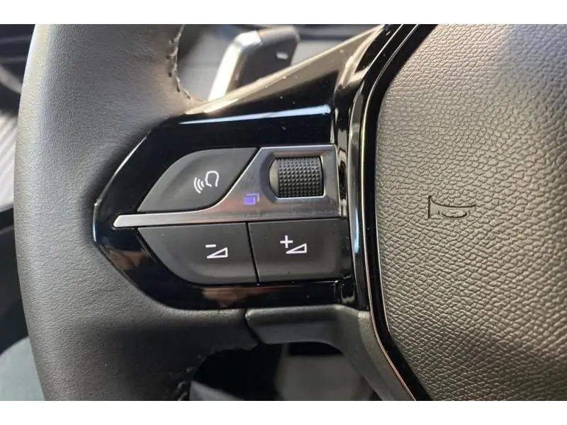 Occasion Peugeot 2008 Allure HYBRID 145 pk GREY 21