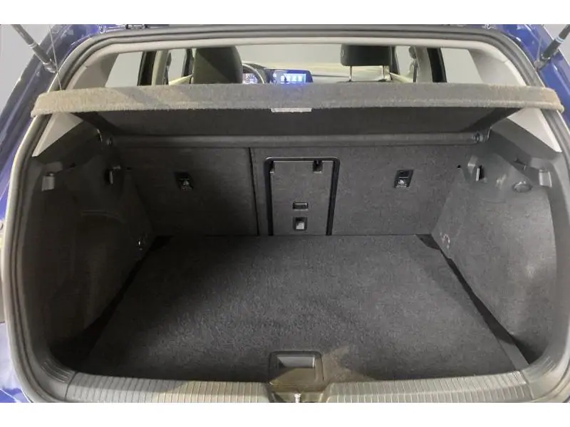 Occasie Volkswagen Golf VIII Life 1.0 eTSI DSG BLUE 19