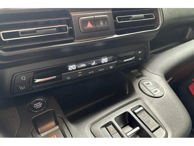 VEHICLE__CONDITION_SERVICE Peugeot Partner Long Heavy 130 pkautomaat GREY 15