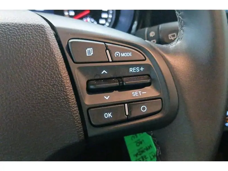 Occasion Hyundai i10 TECHNO PACK GPS/CAMERA/JANTES ALU BLUE 23