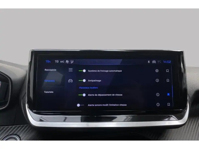 Occasion Peugeot 2008 Allure - HYBRID - 145 pk GREY 35