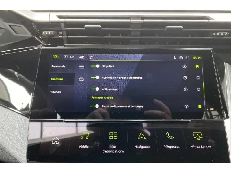 Occasion Peugeot 308 GT - NEW MODEL - HYBRID GREY 35