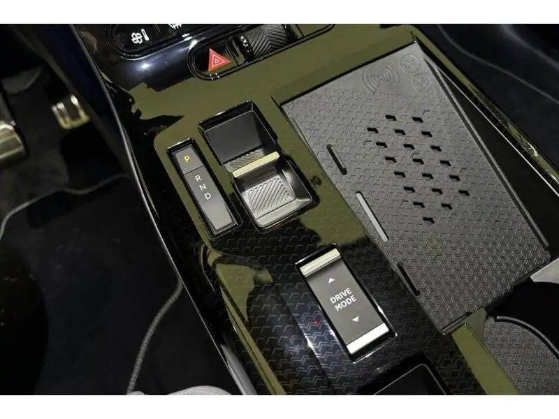 VEHICLE__CONDITION_SERVICE Citroen C5 Aircross Electric 210 ch Comfort Range Auto MAX GREEN 16