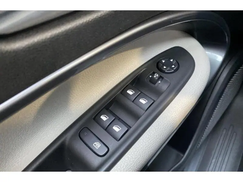 Occasion Fiat 600 LA PRIMA WHITE 17