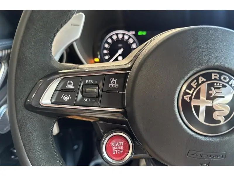 Démo Alfa Romeo Giulia NIEUW - Quadrifoglio 2.9 V6 Bi-Turbo 520 Pk At8 RED 34