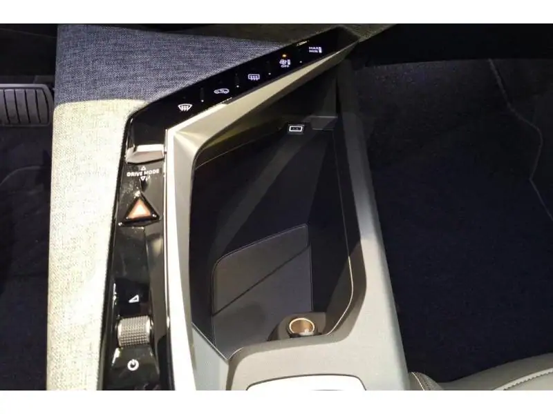 VEHICLE__CONDITION_SERVICE Peugeot 5008 Allure Hybrid 145 e-DCS6 BLACK 25