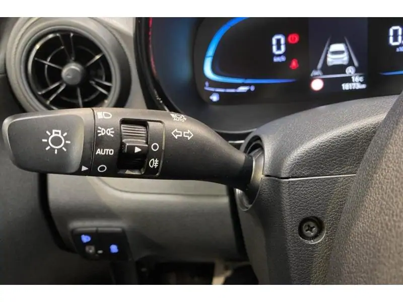 Occasion Hyundai i10 Berline MANUAL GREY 26