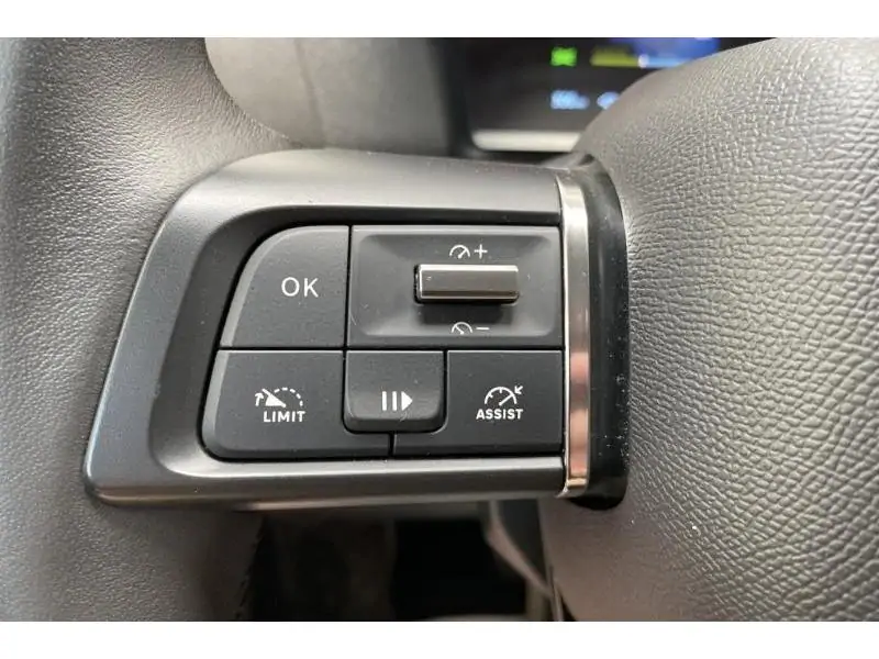 Occasion Citroen e-C4 FEEL* Caméra GPS Jantes alu GREY 25