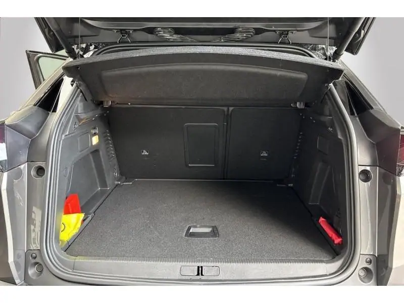 VEHICLE__CONDITION_SERVICE Peugeot 3008 ALLURE PACK GREY 19