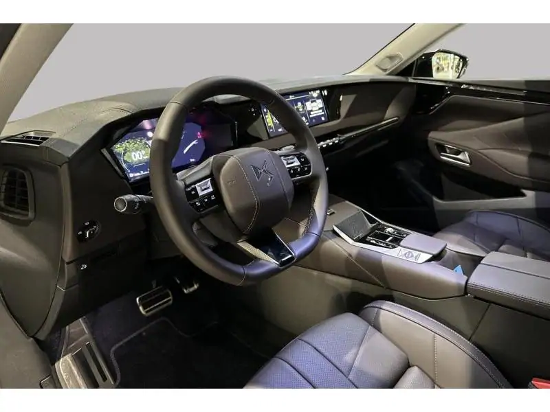 Démo DS Automobiles DS 4 HYBRID 145 ETOILE NAPPA GREY 9