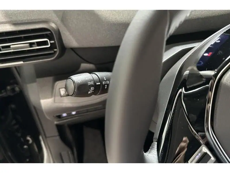 VEHICLE__CONDITION_SERVICE Peugeot Rifter ALLURE 110 BLACK 21